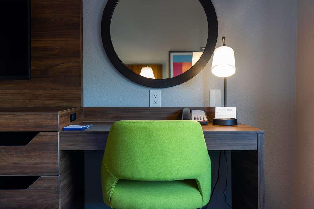 Hampton Inn Elkhorn Lake Geneva Area Habitación foto