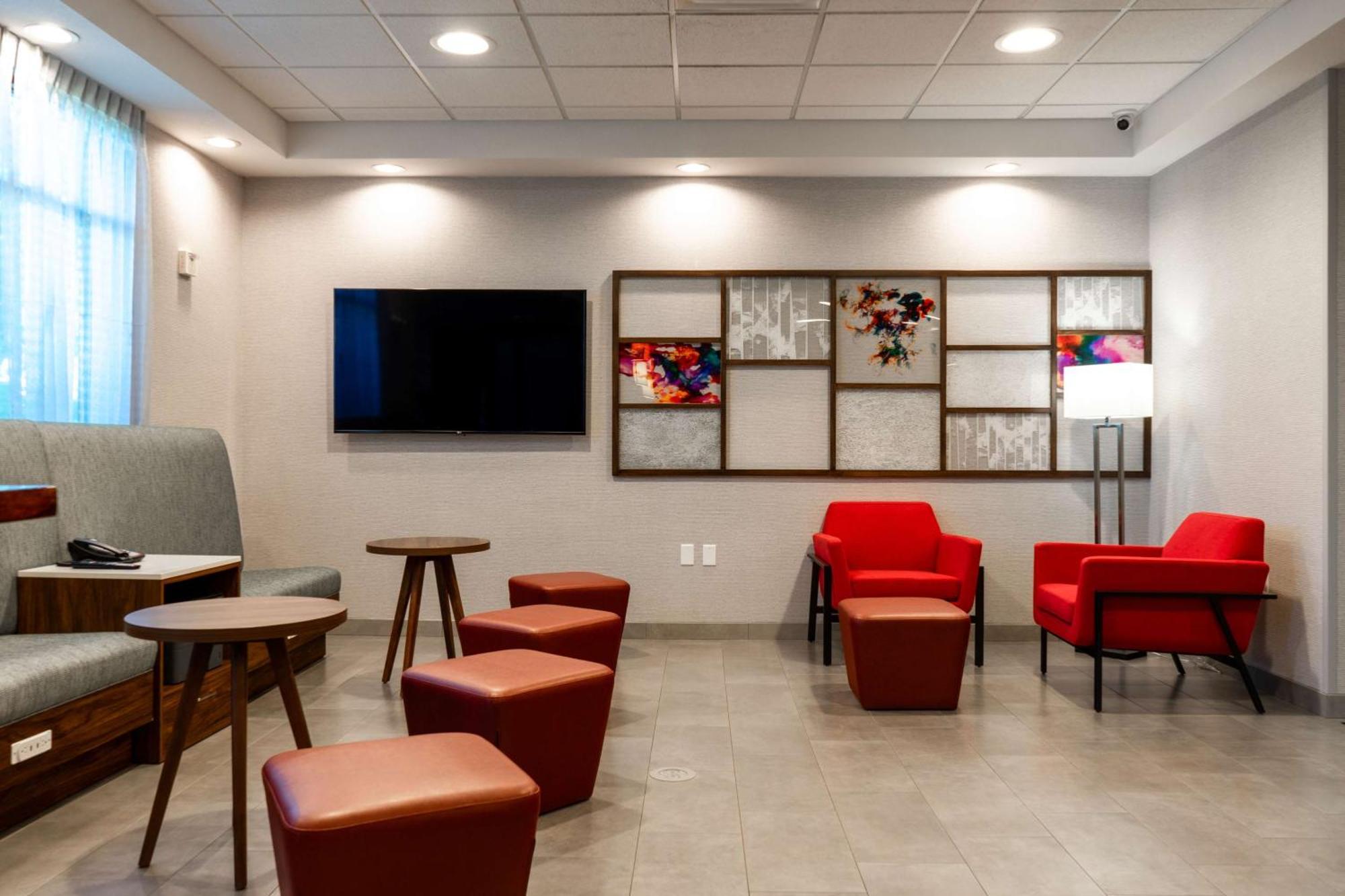 Hampton Inn Elkhorn Lake Geneva Area Exterior foto